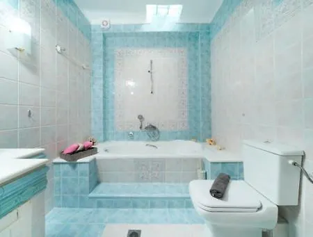 Sunside House *